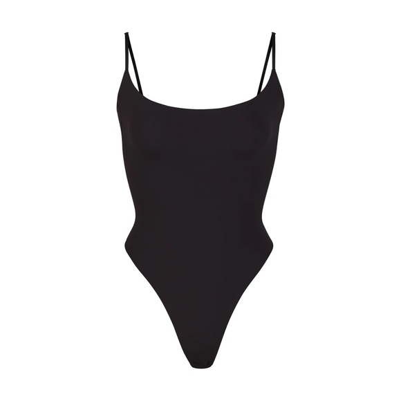 SKIMS Cami Bodysuit | Onyx - Picture 4 of 16